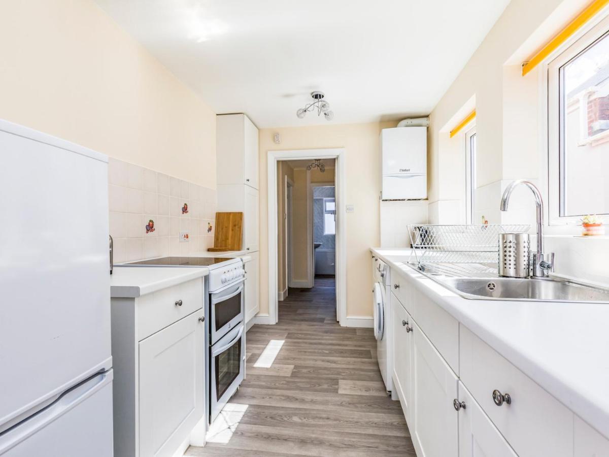 Pass The Keys Lovely Ground Floor Flat With Large Garden Chichester Kültér fotó