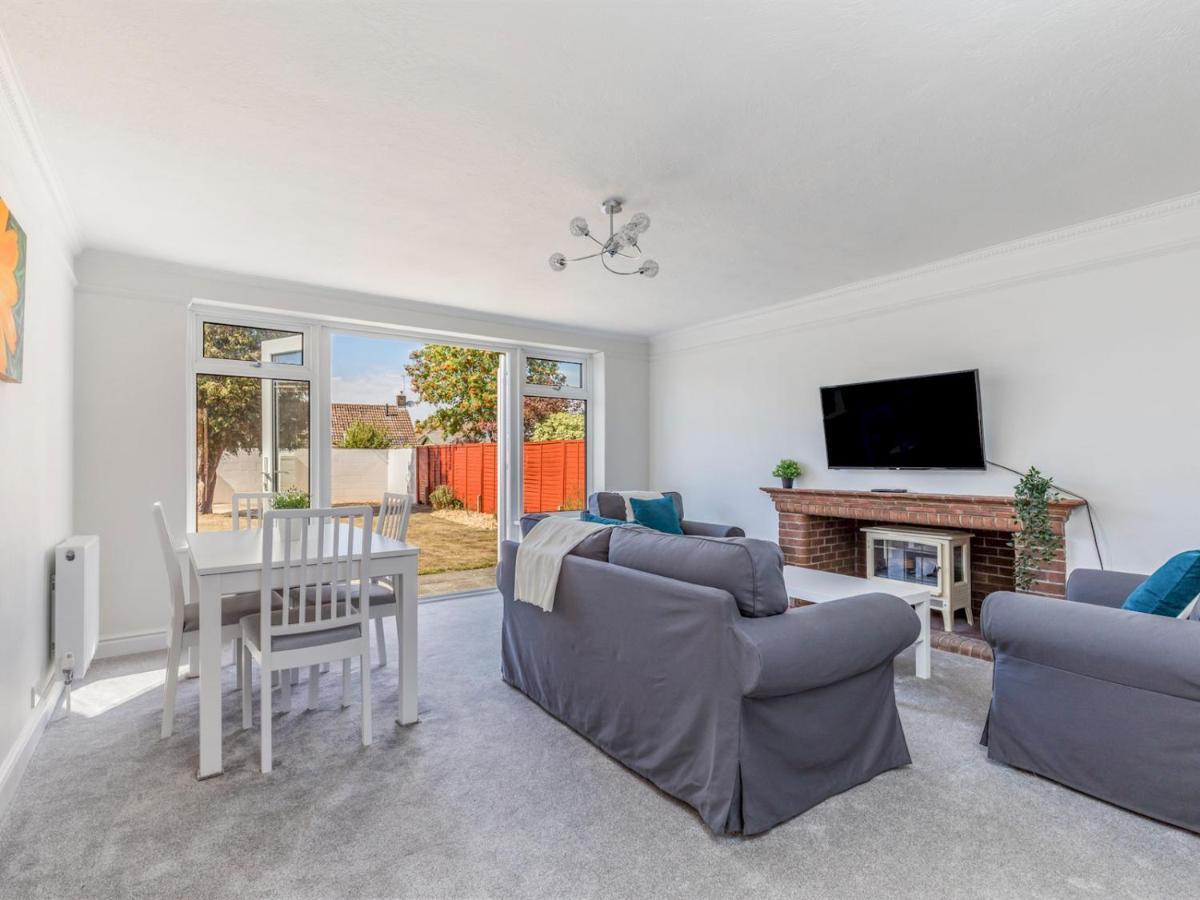 Pass The Keys Lovely Ground Floor Flat With Large Garden Chichester Kültér fotó