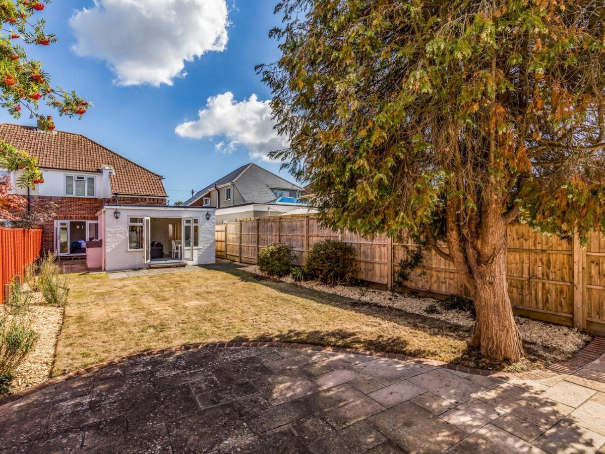 Pass The Keys Lovely Ground Floor Flat With Large Garden Chichester Kültér fotó