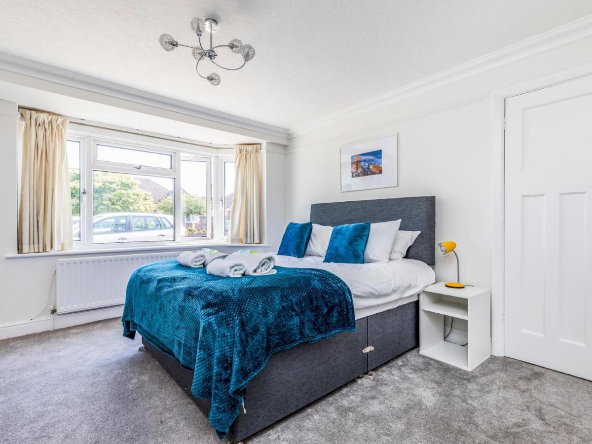 Pass The Keys Lovely Ground Floor Flat With Large Garden Chichester Kültér fotó